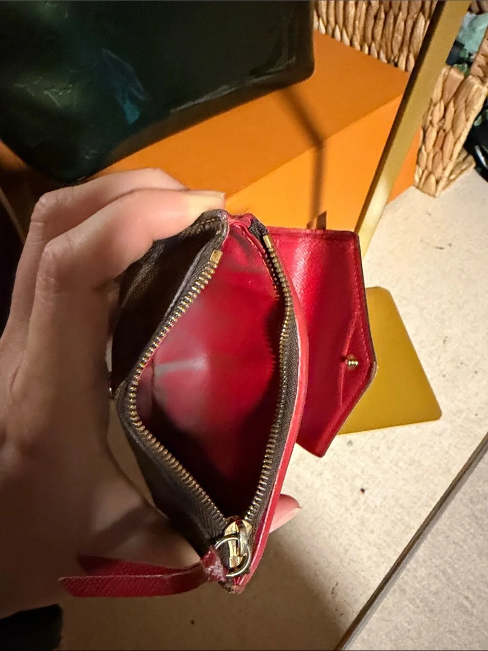 Louis Vuitton Victorine Wallet Damier